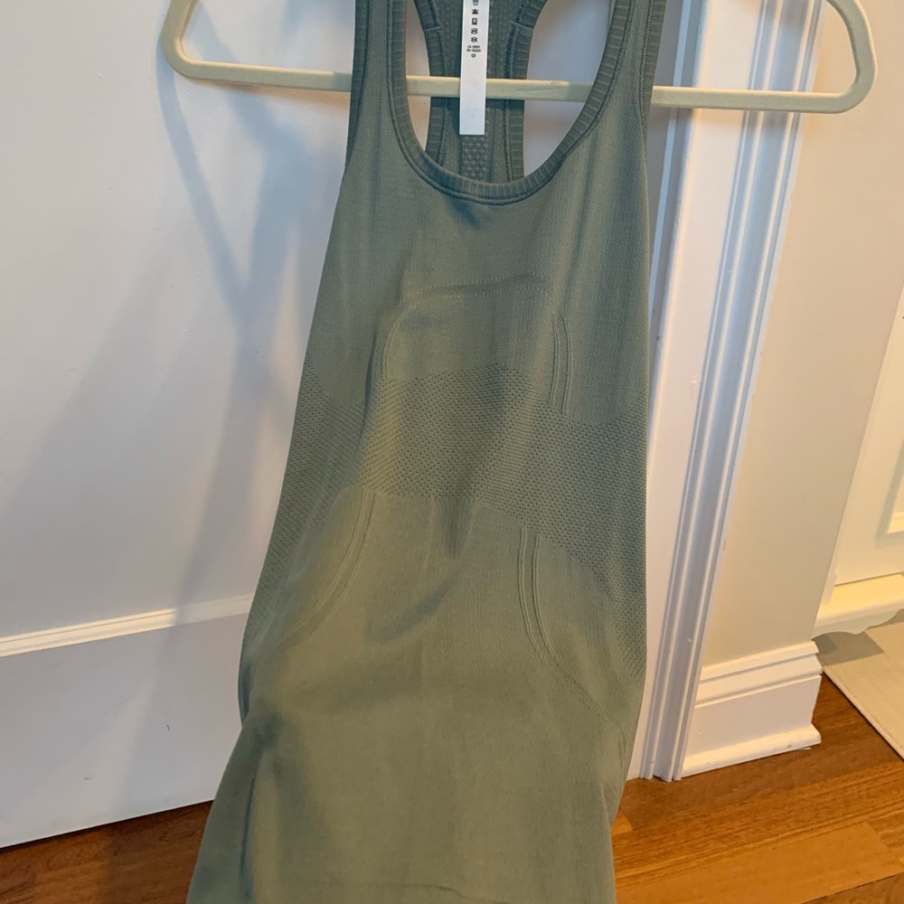 Lululemon swifley tank
